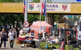Jaramrk na granicy )BBleší trh) Chalupki, Polsko